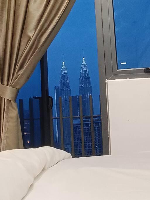 Cl 27A Insta Klcc View & Infinity Pool View Apartment Kuala Lumpur Ngoại thất bức ảnh