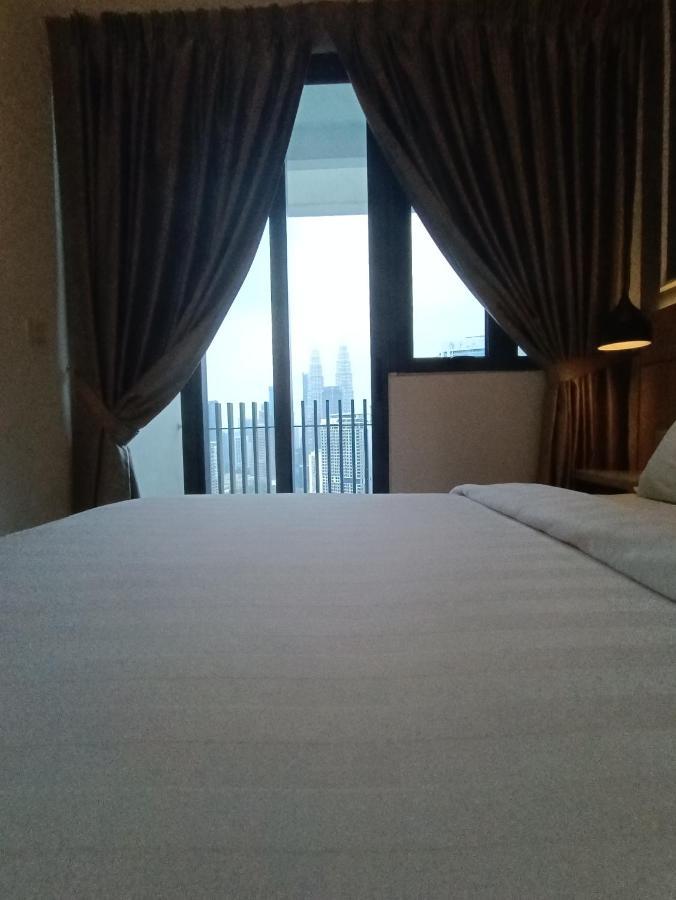 Cl 27A Insta Klcc View & Infinity Pool View Apartment Kuala Lumpur Ngoại thất bức ảnh