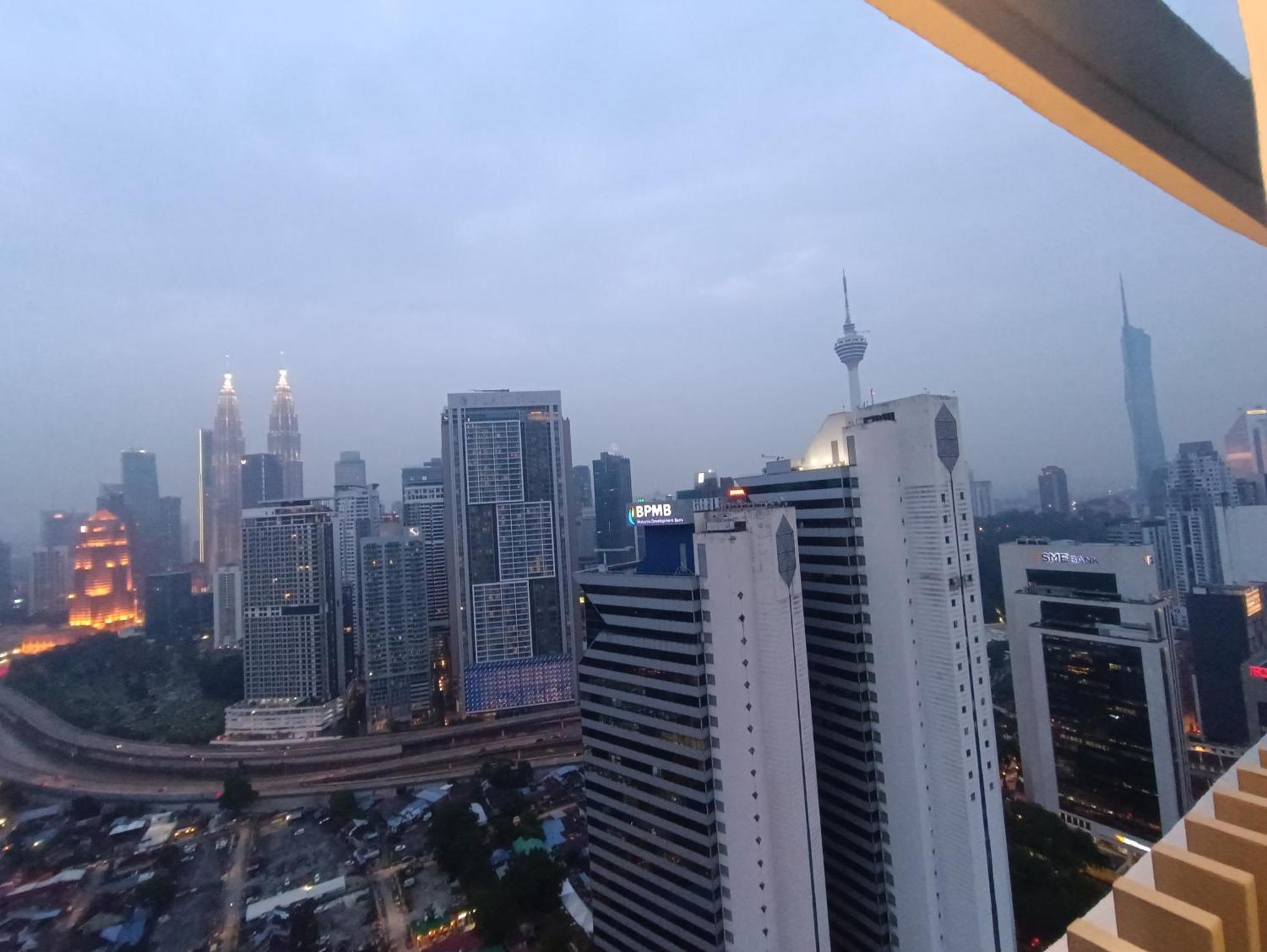 Cl 27A Insta Klcc View & Infinity Pool View Apartment Kuala Lumpur Ngoại thất bức ảnh